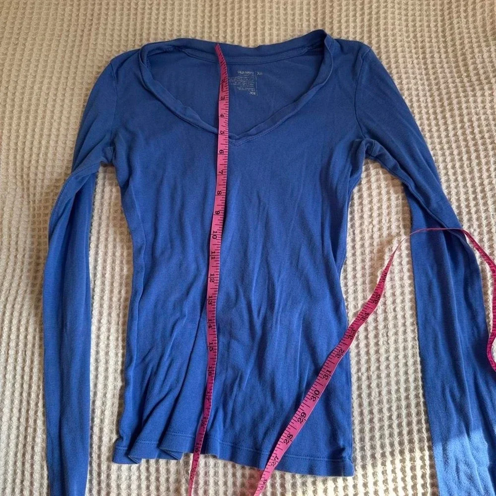 Old Navy Blue Long Sleeve V-Neck Top Fitted
